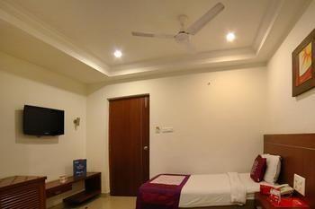 Oyo Rooms Mahanadu Road Vijayawāda Zewnętrze zdjęcie