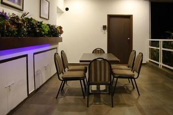 Oyo Rooms Mahanadu Road Vijayawāda Zewnętrze zdjęcie