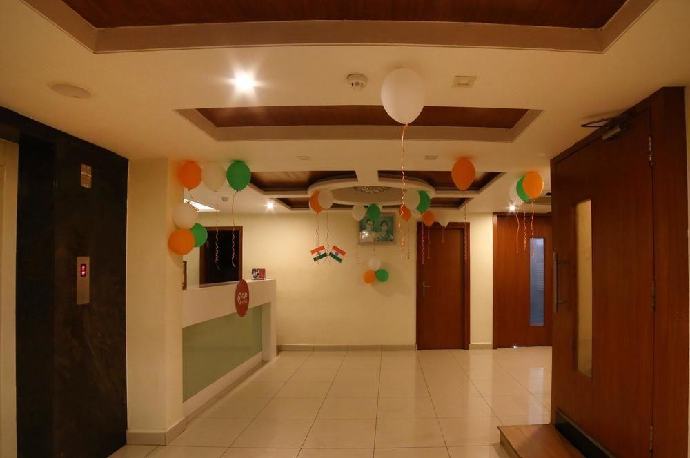 Oyo Rooms Mahanadu Road Vijayawāda Zewnętrze zdjęcie